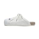 Champion Closed Toe Slippers