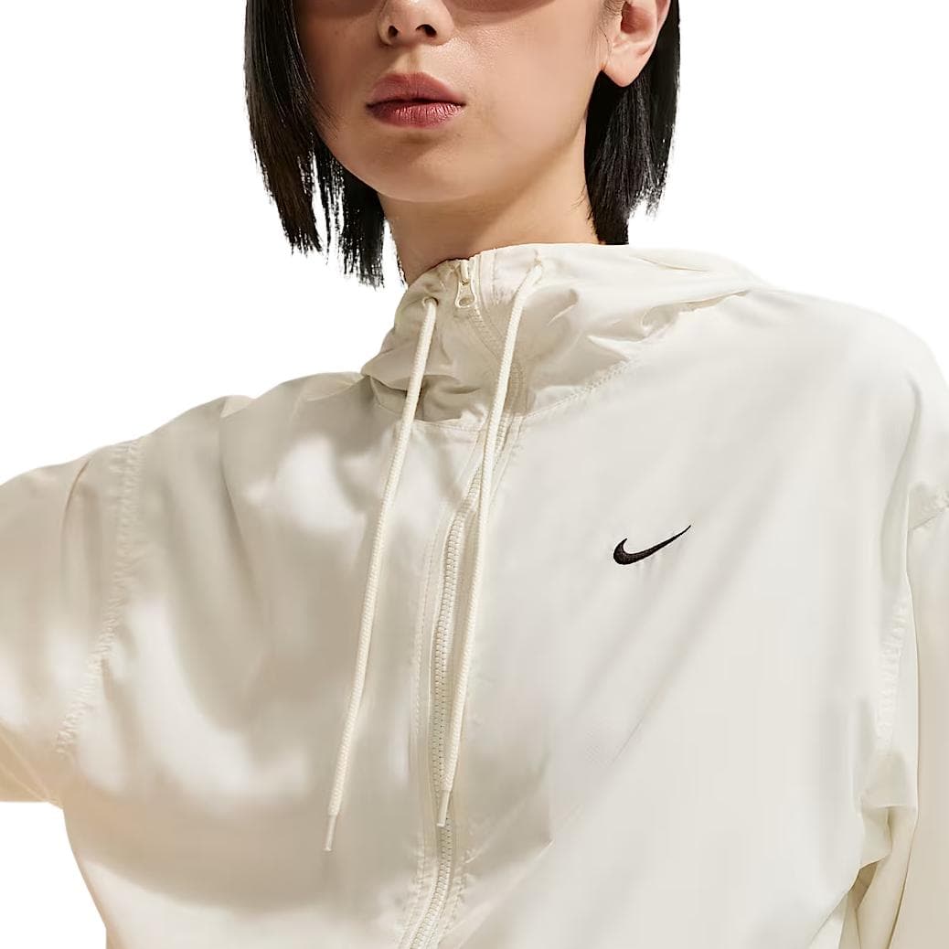 Nike Swoosh Jackets Sail White Hooded (Nondetachable) Moderate Straight Fit