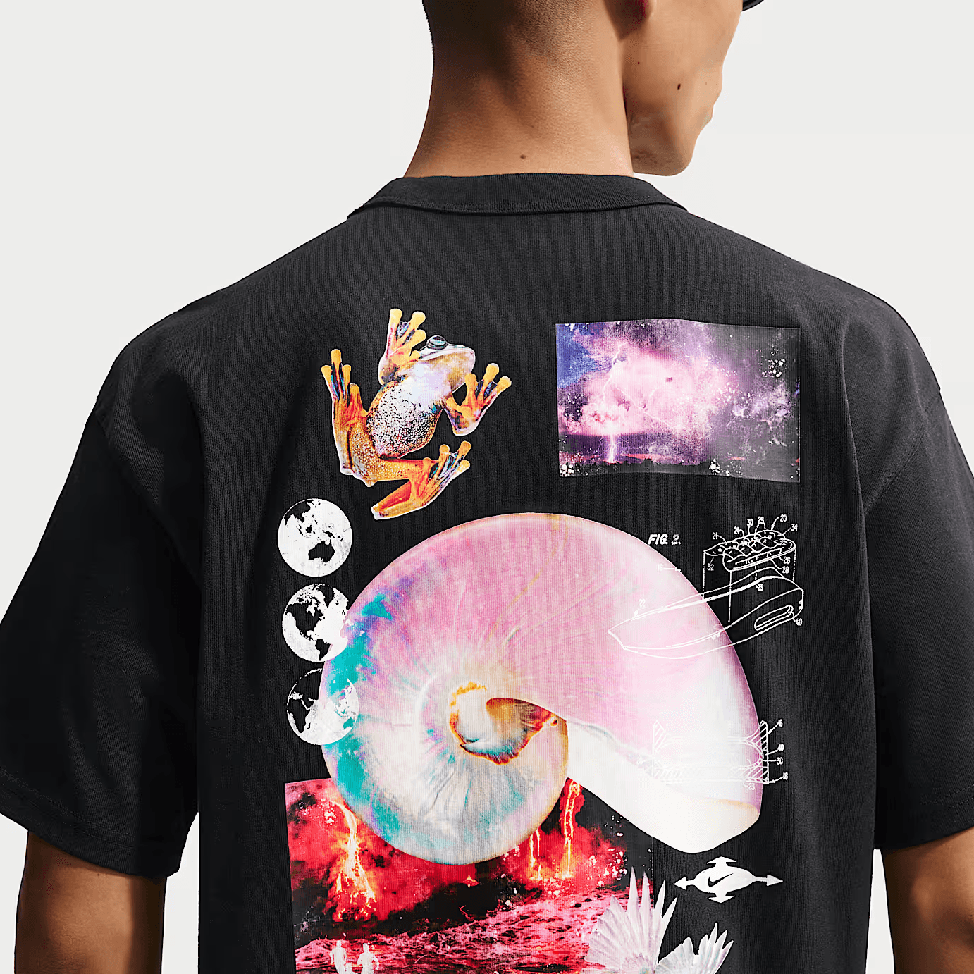 Nike Sportswear Premium Essentials T Shirt
