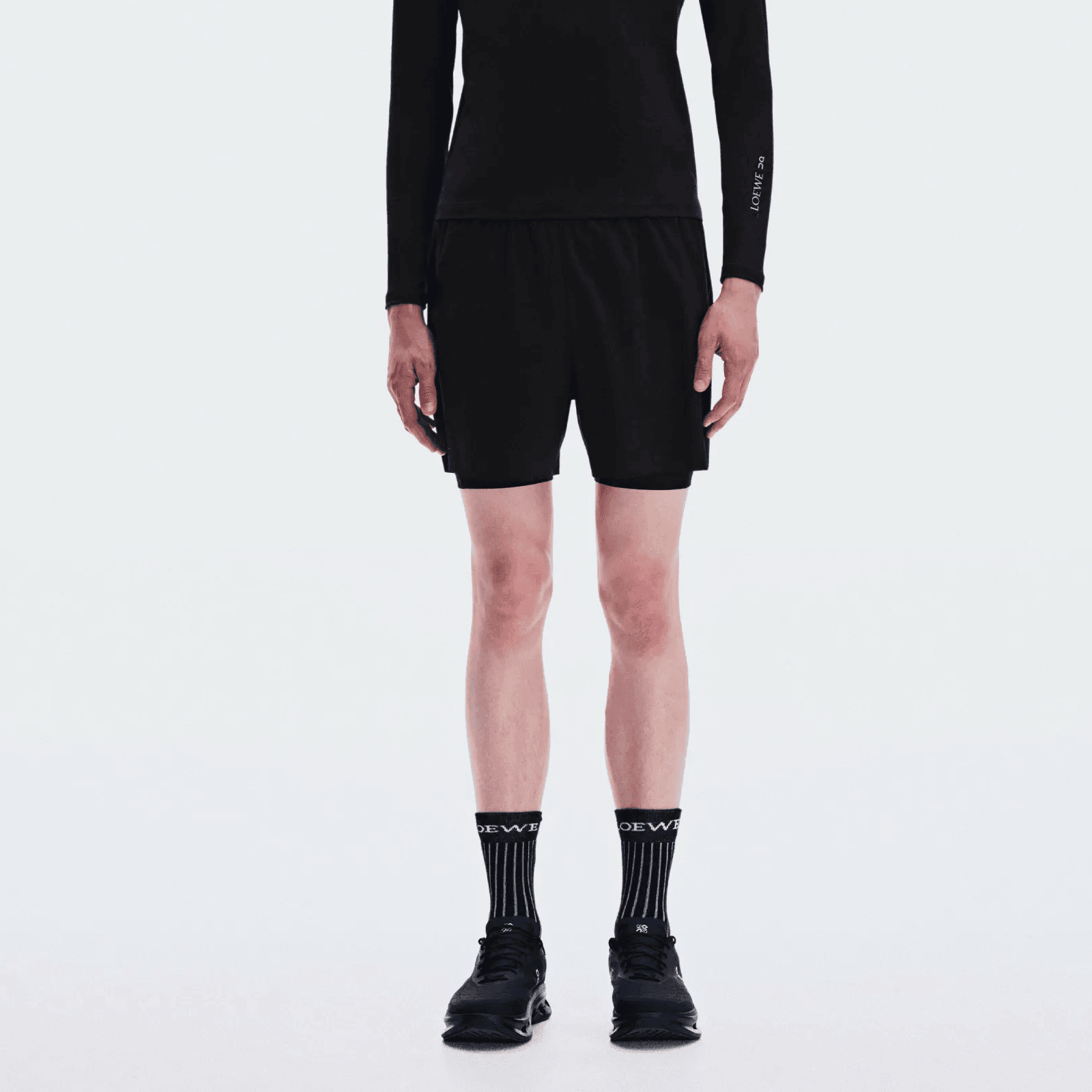 On X LOEWE Sports Black Moderate