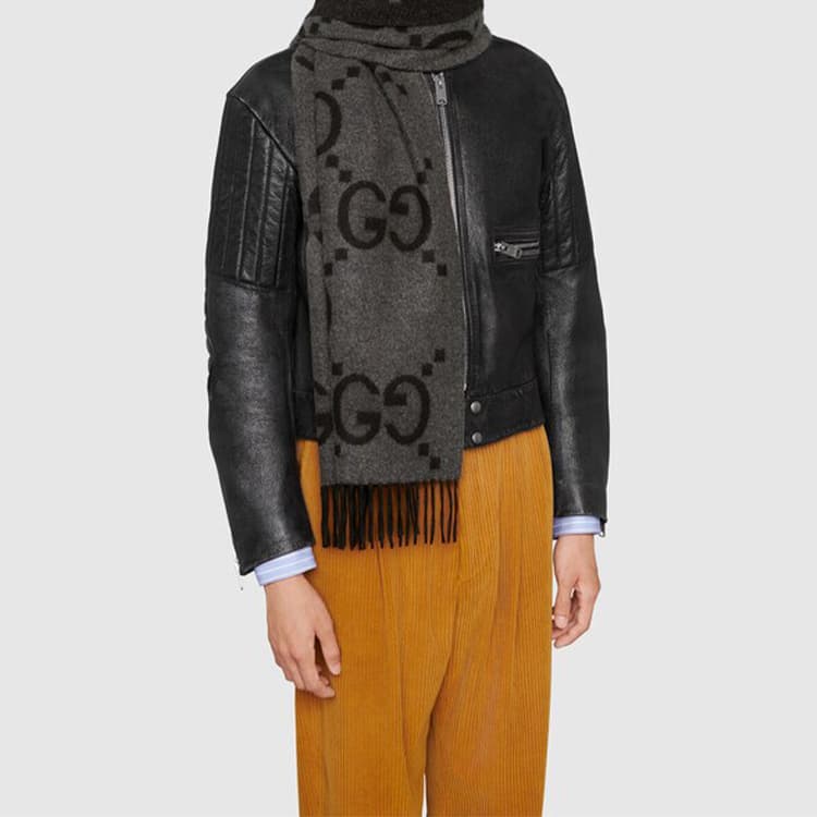 GUCCI Cashmere Knit Gray Black