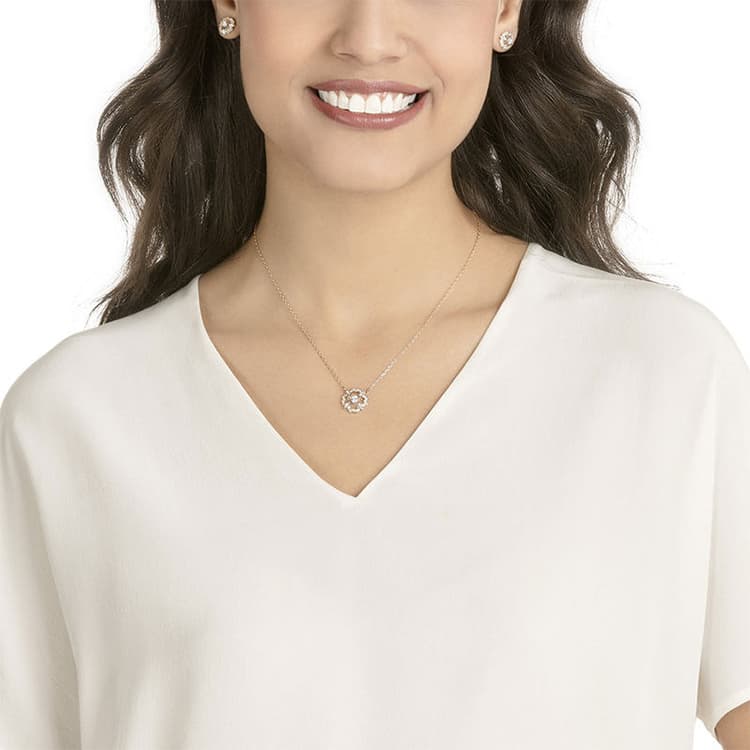Swarovski Sparkling Dance Flower Swarovski Element Necklaces Rose Gold