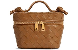 Bottega Veneta Sheepskin Portable One Shoulder Crossbody Makeup Bag Mini Brown