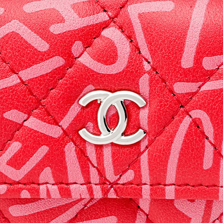 CHANEL AirPods Protective Case Earphone Case Pink