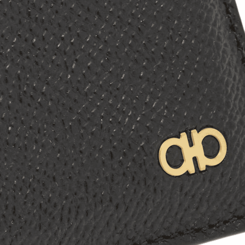 FERRAGAMO GANCINI Hammered Texture Calfskin Card Holder Card Holder Black