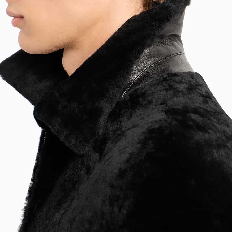 GIORGIO ARMANI Furs Black Lapel Moderate