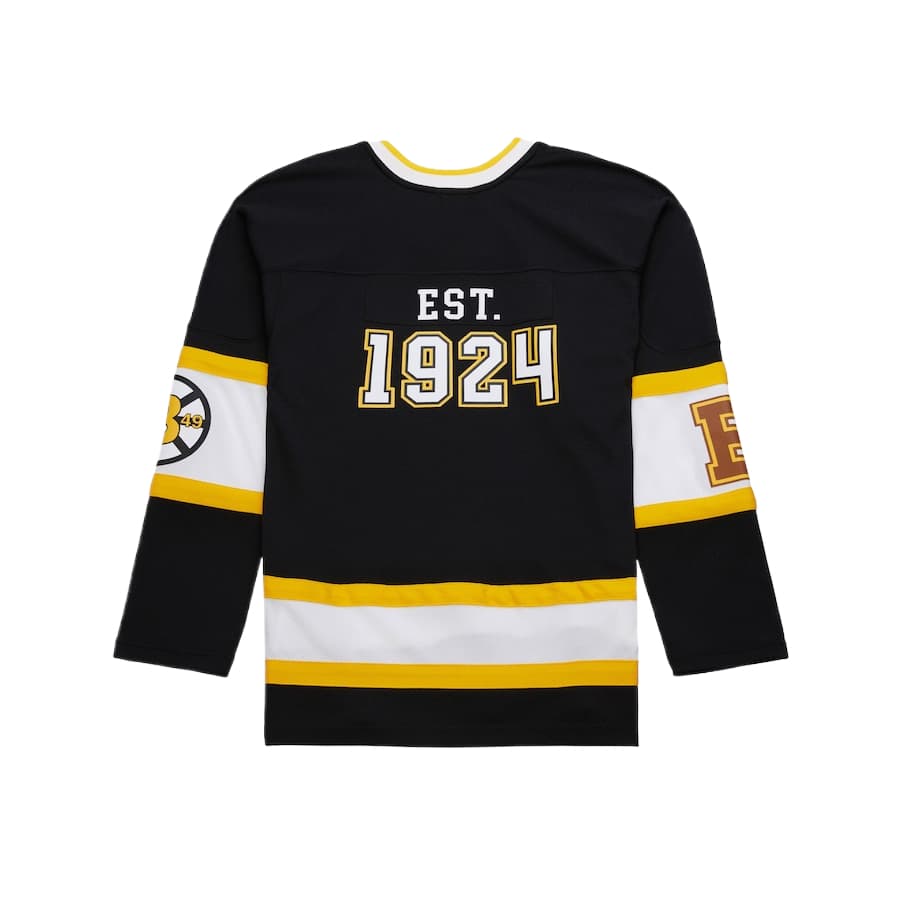 Mitchell & Ness Sports