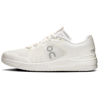 On The Roger Advantage Lightweight Tennis White