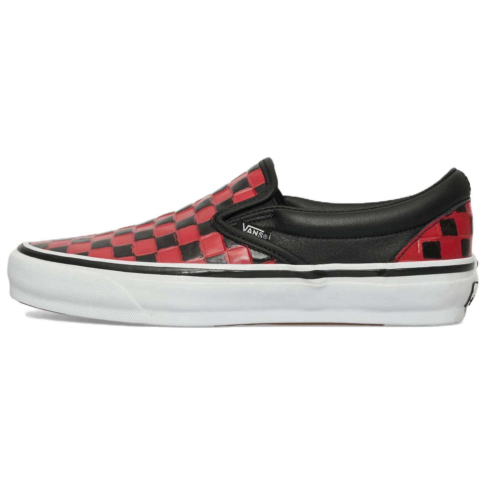 Vans CLASSIC on Red Black