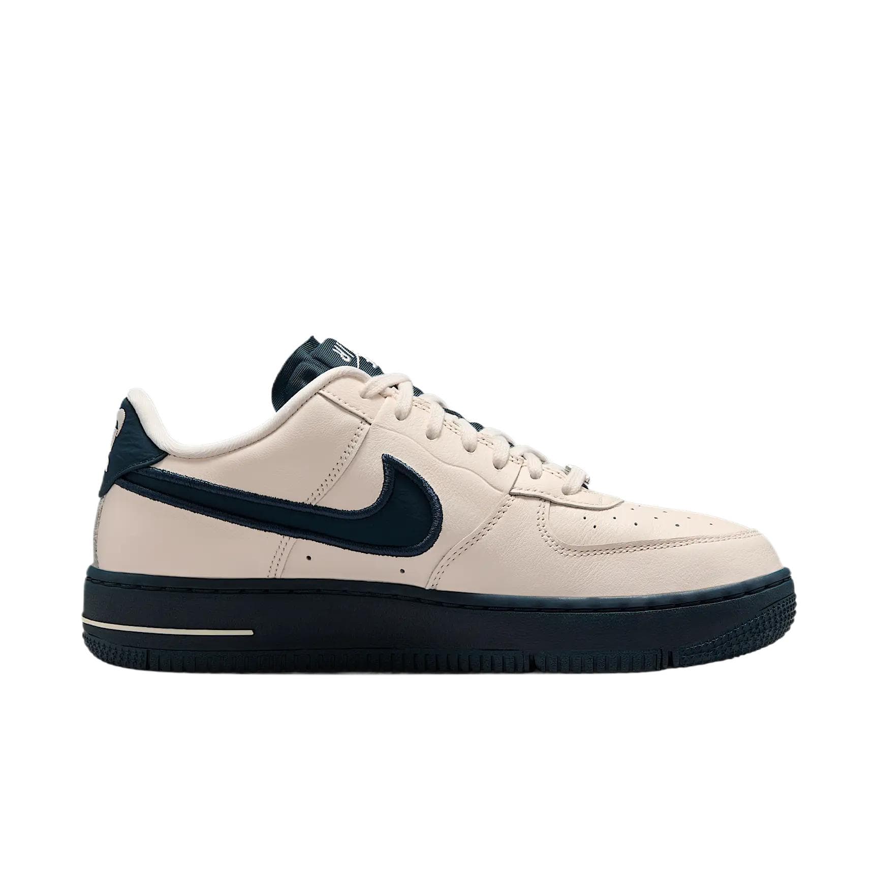 Nike Air Force 1 Ecru