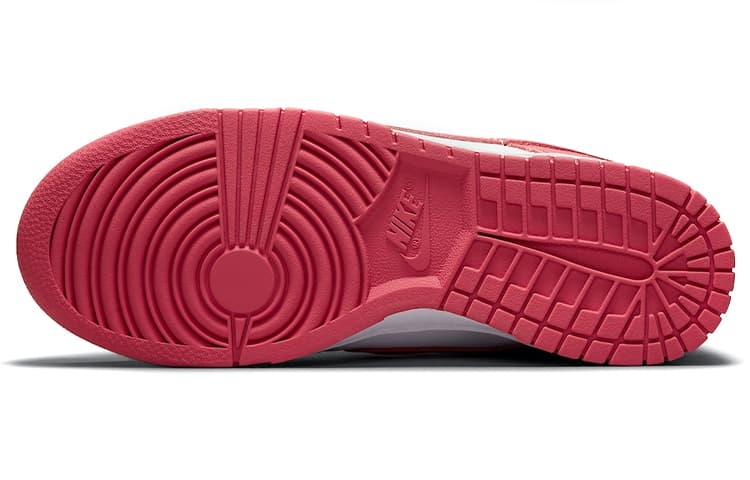 Nike Dunk 'Archeo Pink'