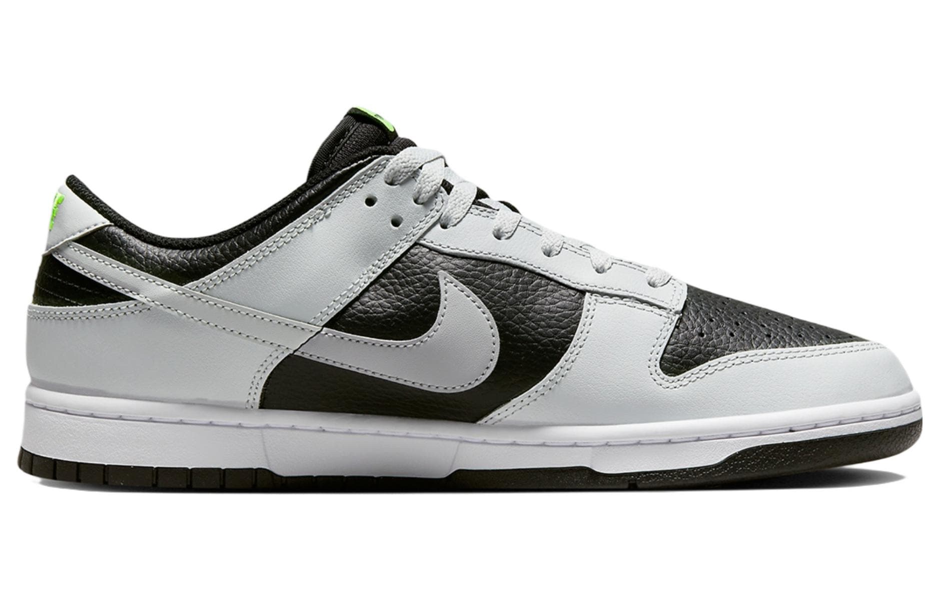 Nike Dunk 'Reverse Panda Neon'