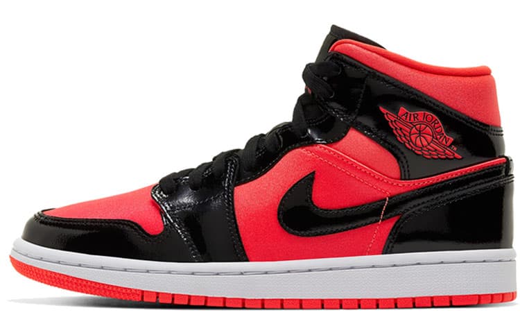 Air Jordan 1 Mid 'Hot Punch'