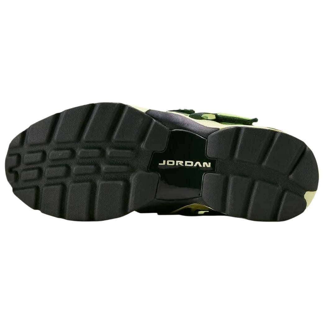 Jordan Trunner LX Fabric Green