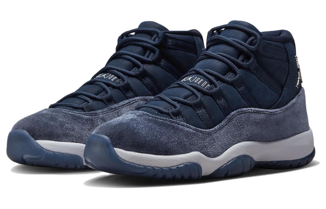 Air Jordan 11 Retro 'Midnight Navy Velvet'