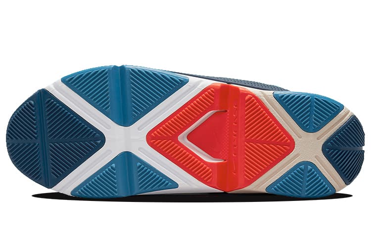 Nike Go FlyEase Court Blue