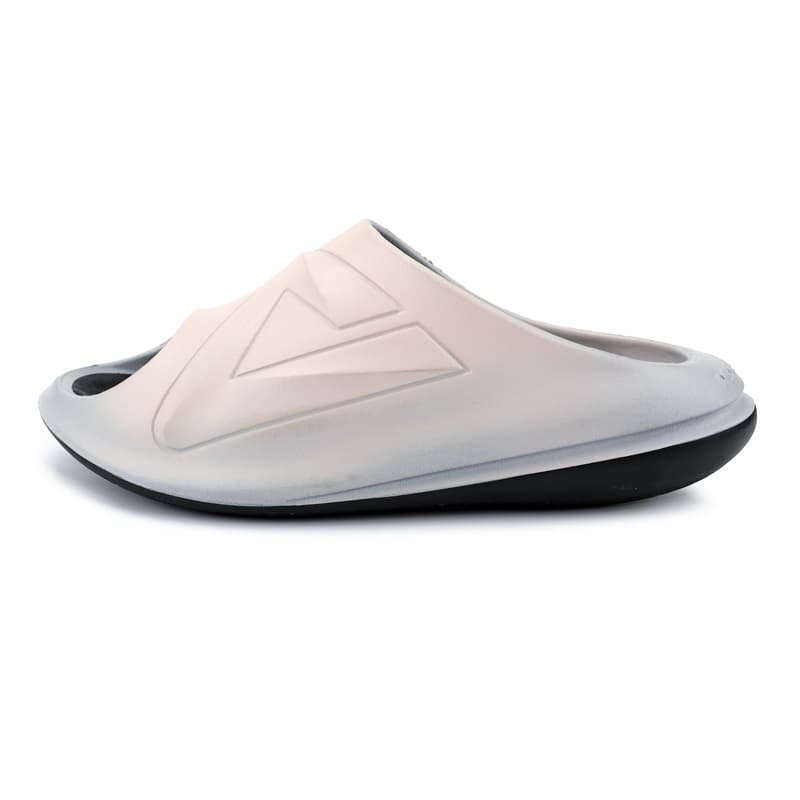 PEAK TAICHI Slide Slippers Latte