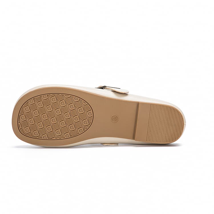 DUSTO Closed Toe Slippers