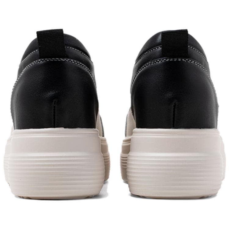 COMELY Lowtop Ecru/Black