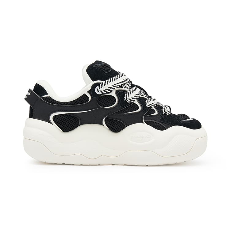 Champion Cloud Demon Cloud Monster Black/Milk White