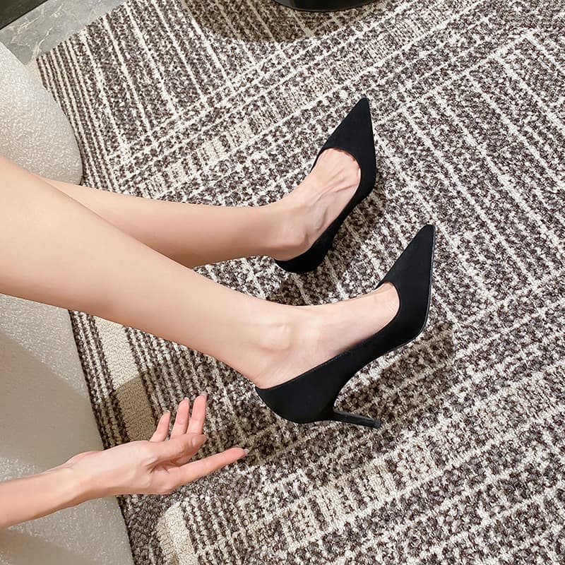 MCKP Suede Slim Heel 6cm