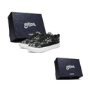 Black (Box)