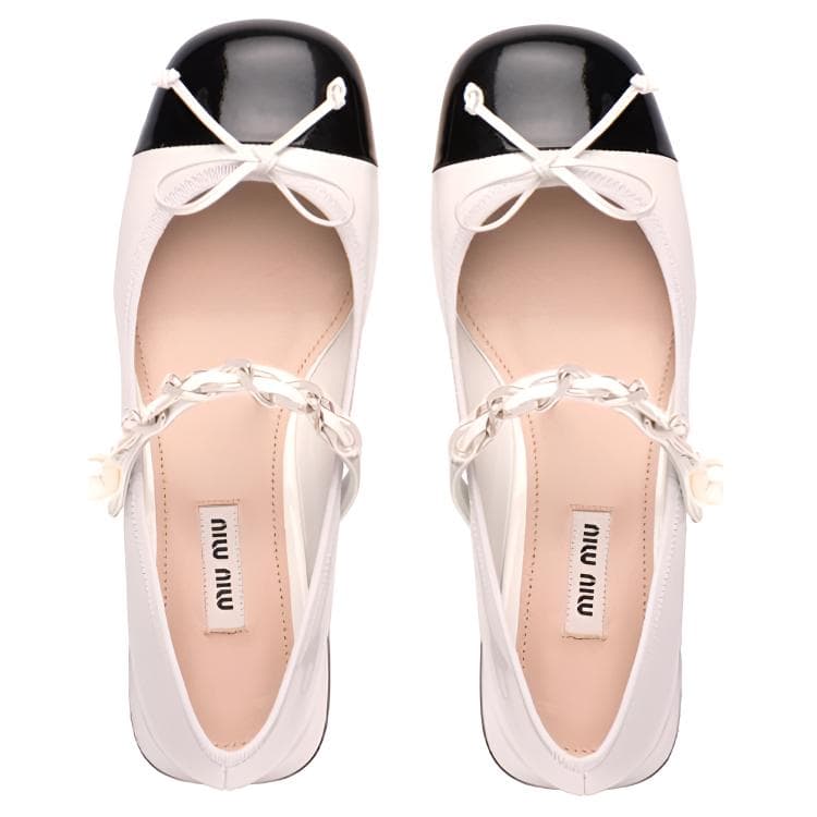 MIU MIU Patent Leather, Block Heel 3.5cm White Black
