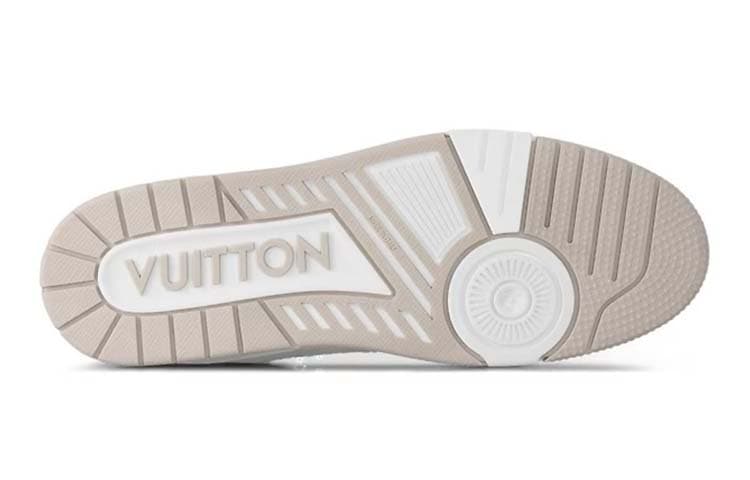 LOUIS VUITTON Trainer Beige