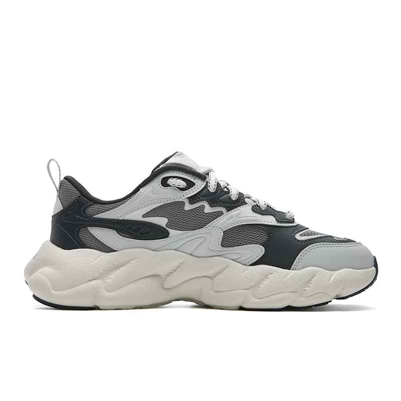 FILA FERN 2S Breathable Coverage Lightweight Height Increasing Chunky