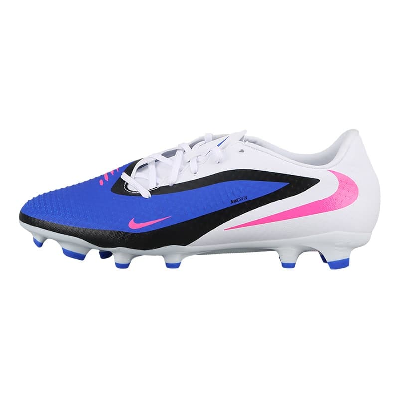 Nike Phantom 6 Mid range Soccer