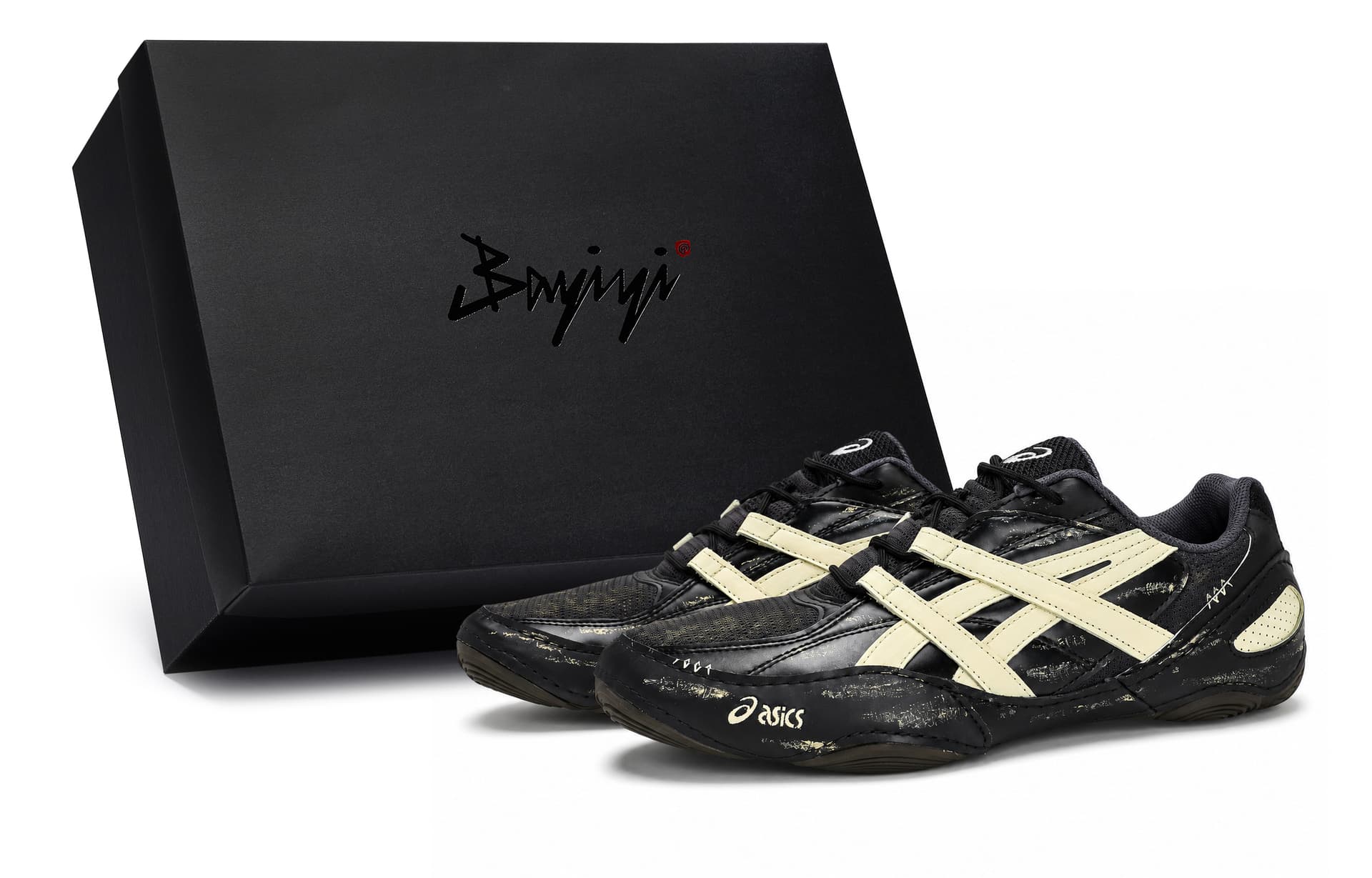 ASICS Hypersync 811 Manufacturing, High Quality, Special Shoe Box