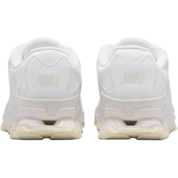 Nike Reax 8