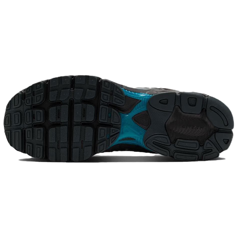 Nike Air Max Moto 2K Leather, Textile Support Lowtop Gray Black