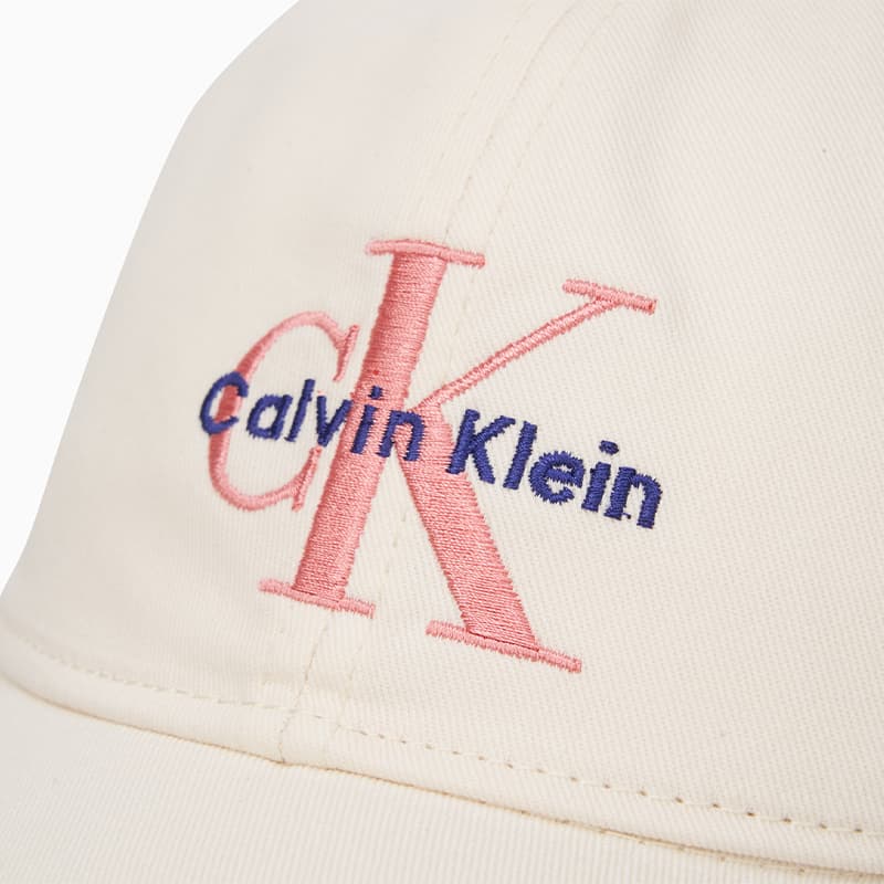 CALVIN KLEIN Baseball Caps Ivory