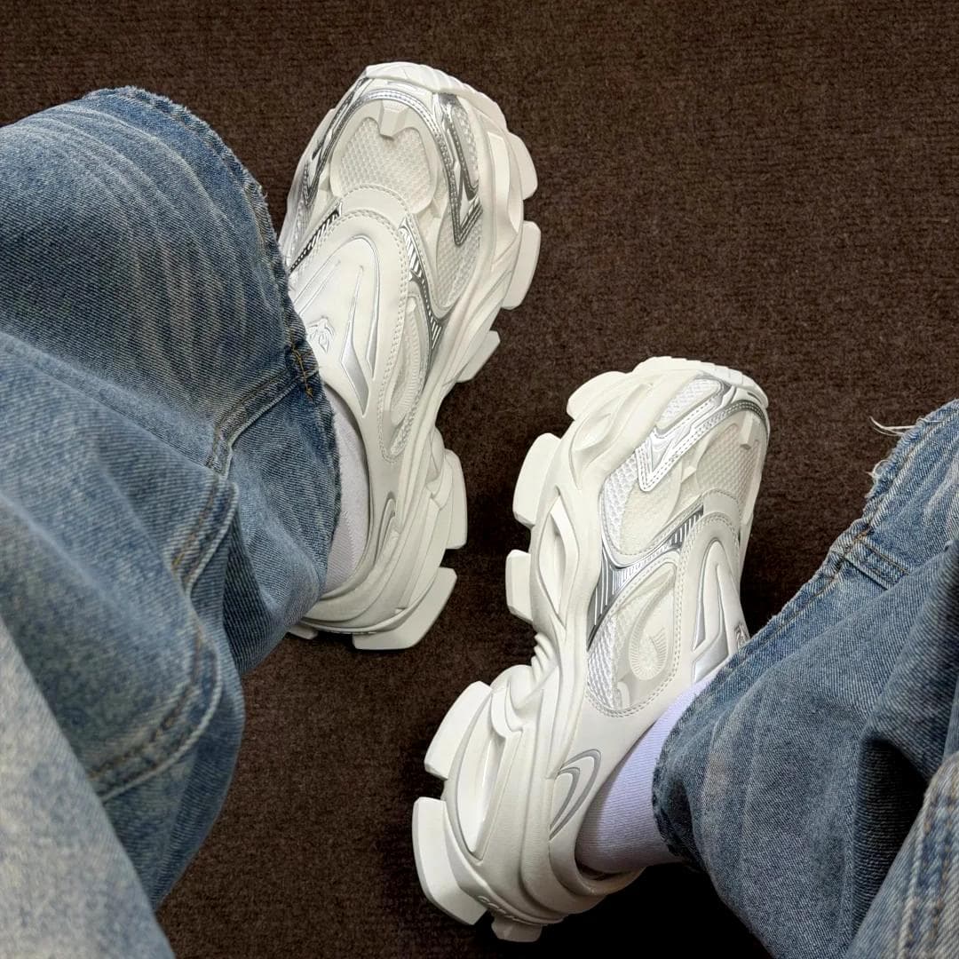 OGR Closed Toe Slippers White