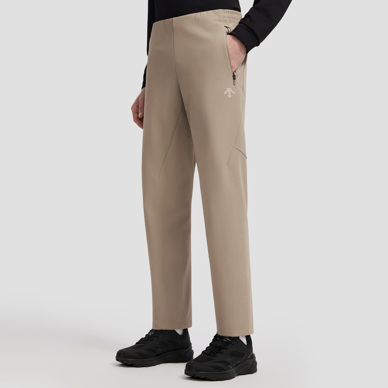 DESCENTE Comprehensive Fitness Straight Fit Fleece Lined Knitted Sweatpants
