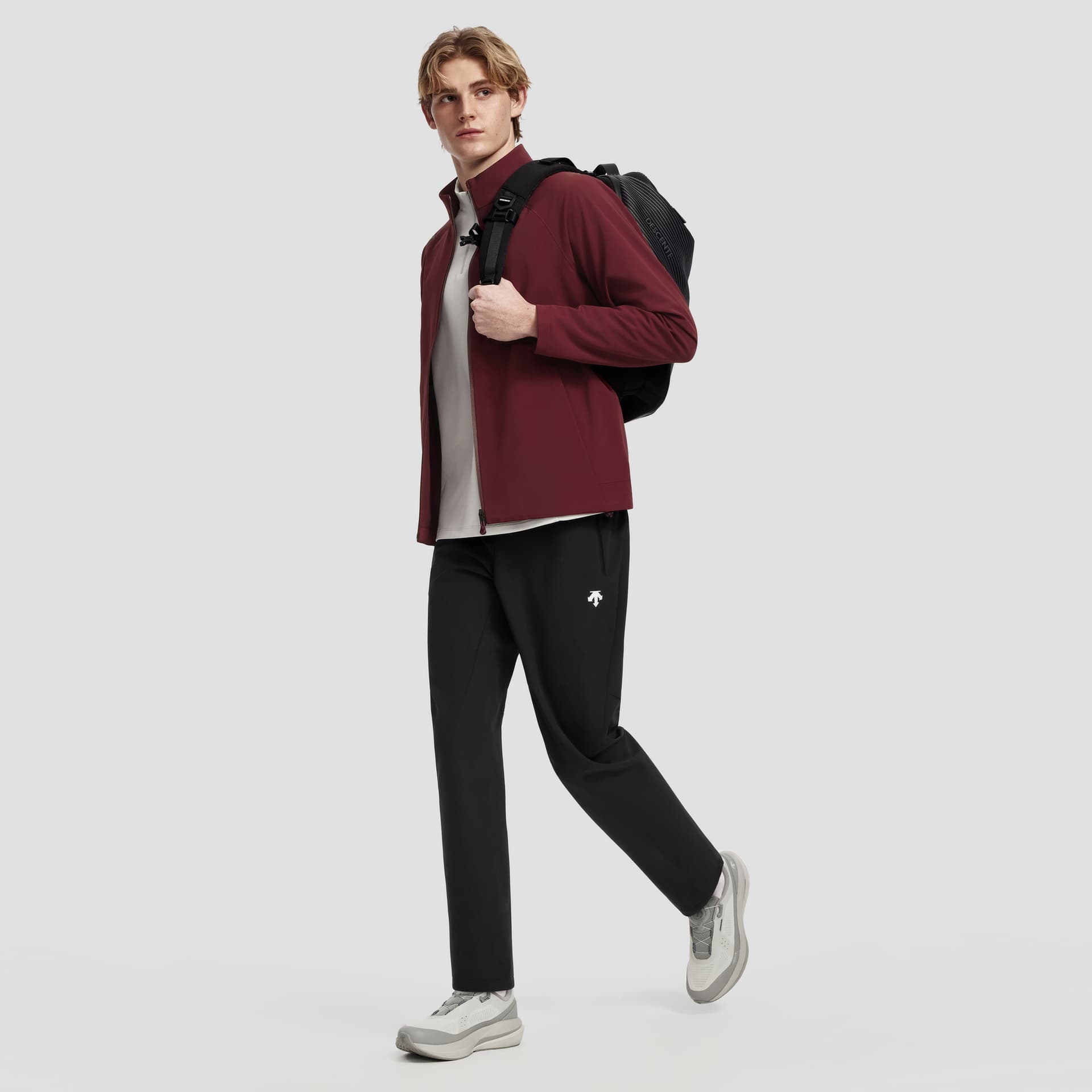 DESCENTE Comprehensive Fitness Straight Fit Fleece Lined Knitted Sweatpants