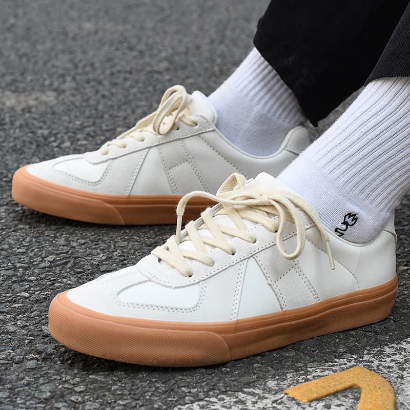 GOLUCK Classic Versatile White Gray