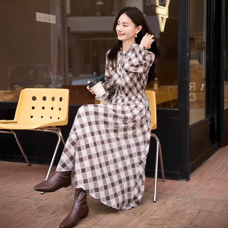 XIANGYING Long Sleeved Dress