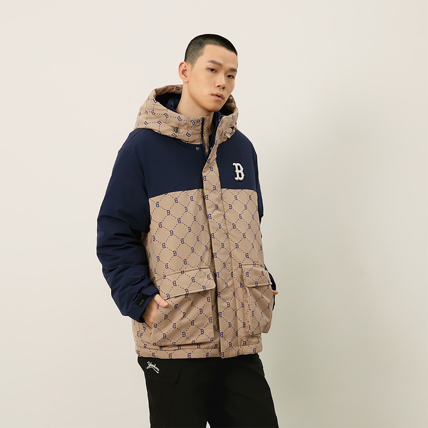 MLB MONOGRAM Collection Basic Boston Red Sox FW24 Down Jacket Light Beige