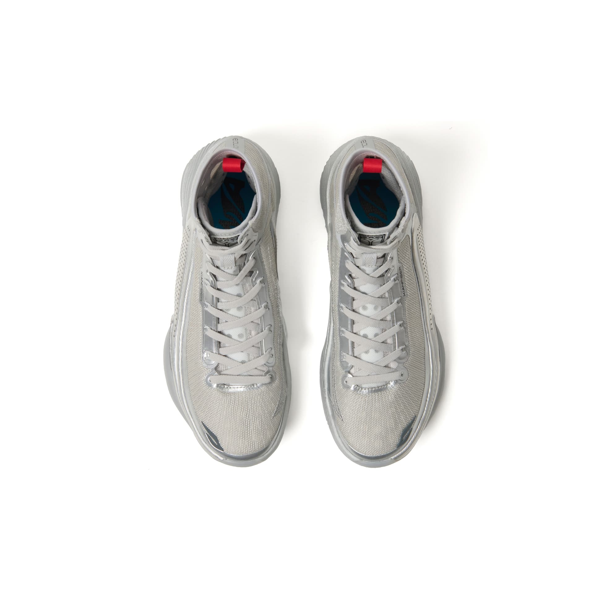 ANTA SNEAKERVERSE Eclosion Type 1 High