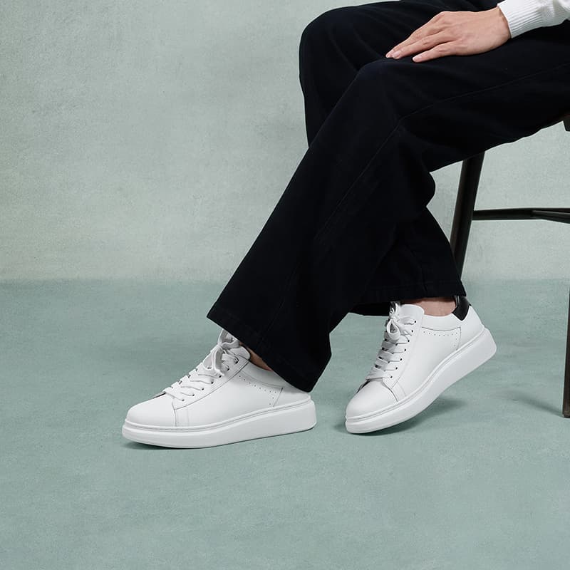 THOM WILLS Calfskin Versatile White