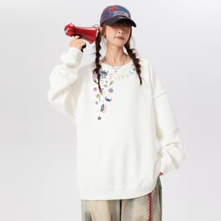 Disney Sweatshirts Crew Neck Moderate Regular