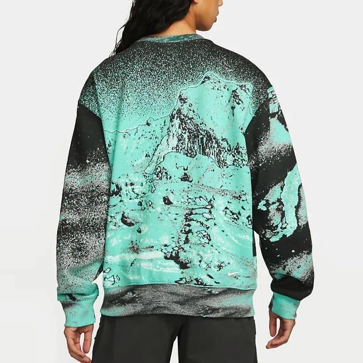 Nike Sweatshirts Green Crew Neck Moderate Regular