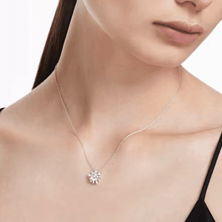 Swarovski Rhodium plated Stud Earrings White Gold