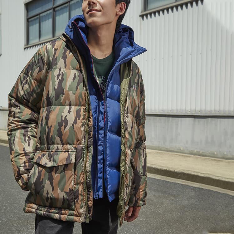 Levi's Down Jackets Green Camouflage Hooded (Nondetachable) Moderate