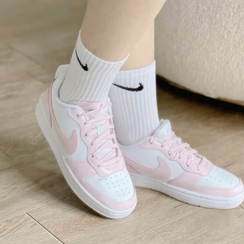 Nike Court Borough Pink