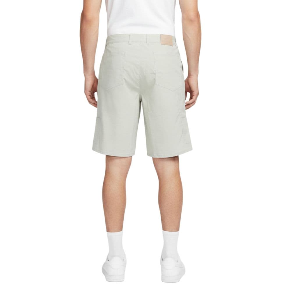 Nike Sportswear Ecru Moderate