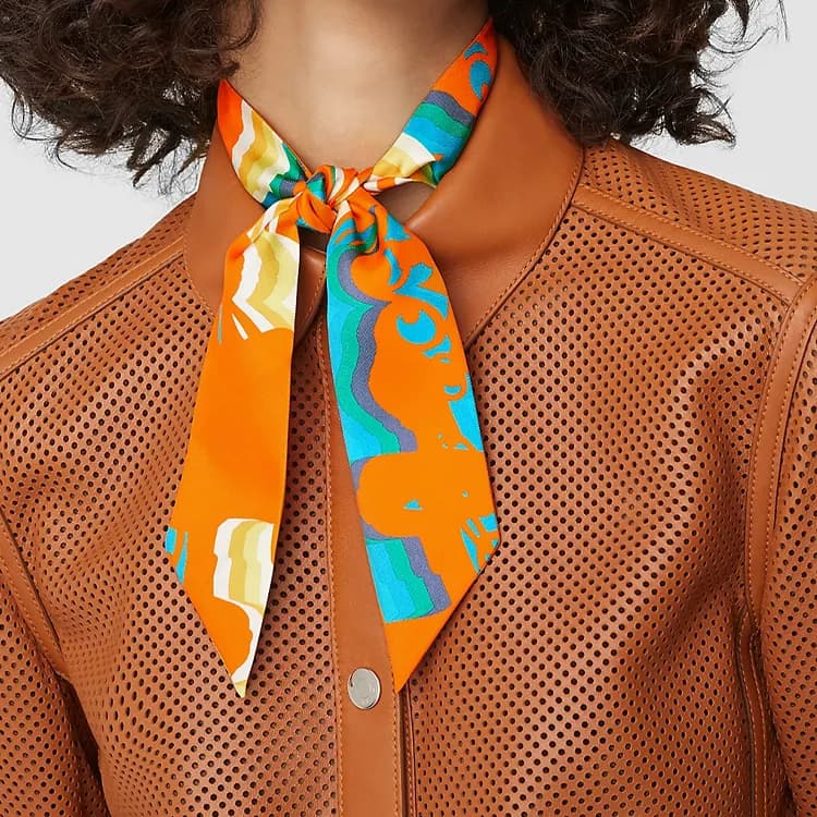 HERMES Silk Light Orange