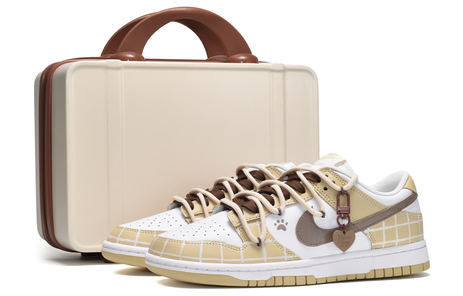 Nike Dunk Men LowTop Yellowwhitebrown 38.5